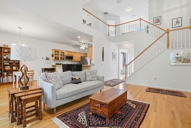 19 Brook Lane 19, Berlin, MA 01503