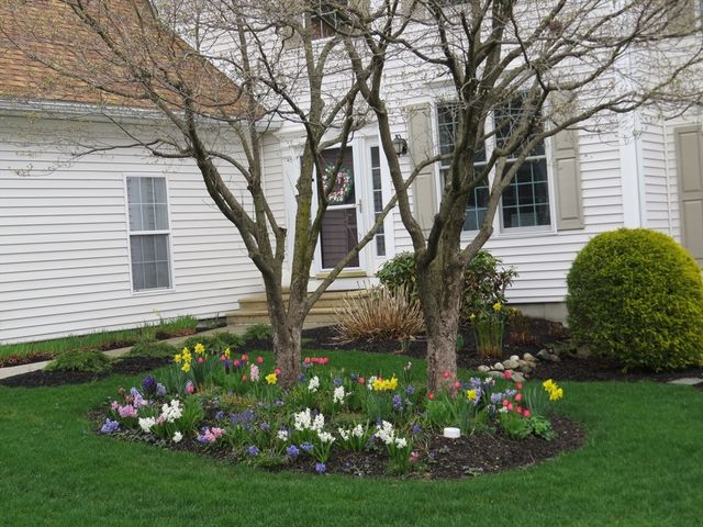 19 Brook Lane 19, Berlin, MA 01503