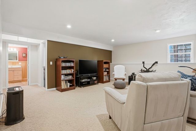 19 Brook Lane 19, Berlin, MA 01503