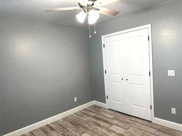 912 N Barn Hill Way, Mustang, OK 73064