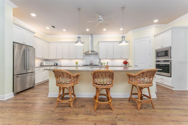 14008 SWALLOW HILL DRIVE, Lithia, FL 33547