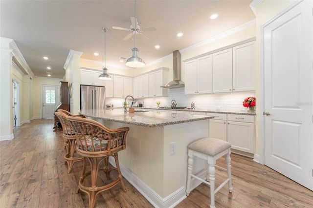 14008 SWALLOW HILL DRIVE, Lithia, FL 33547