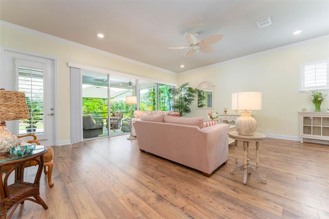 14008 SWALLOW HILL DRIVE, Lithia, FL 33547