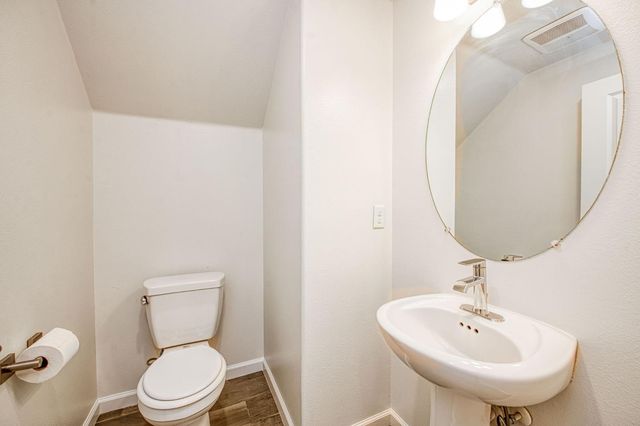 3660 Parkstone Way, Clovis, CA 93619