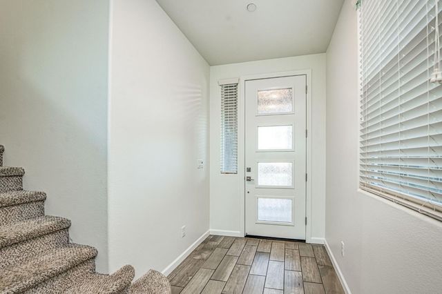 3660 Parkstone Way, Clovis, CA 93619