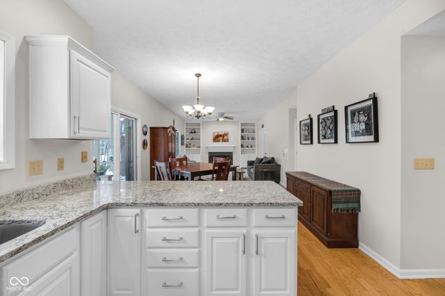 10871 Weston Drive, Carmel, IN 46032