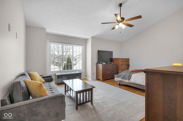 10871 Weston Drive, Carmel, IN 46032