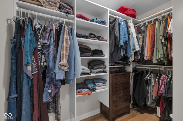 10871 Weston Drive, Carmel, IN 46032