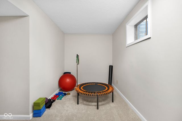 10871 Weston Drive, Carmel, IN 46032