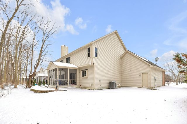 10871 Weston Drive, Carmel, IN 46032