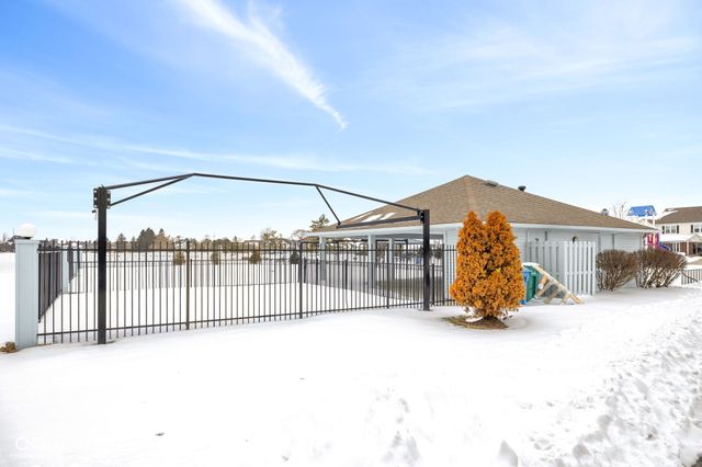 10871 Weston Drive, Carmel, IN 46032