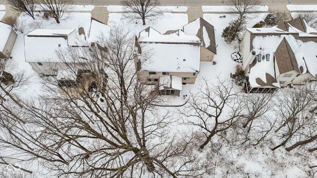 10871 Weston Drive, Carmel, IN 46032