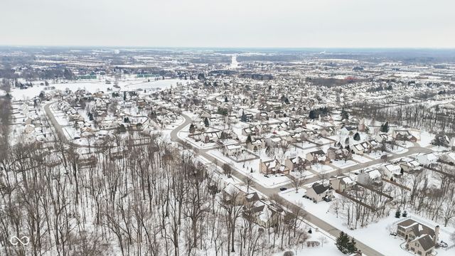 10871 Weston Drive, Carmel, IN 46032