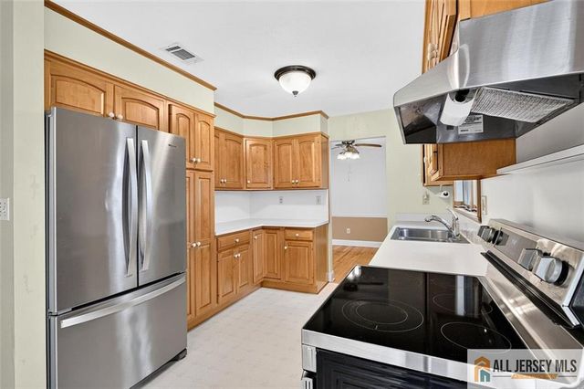 30 Half Acre Road, Jamesburg, NJ 08831