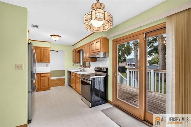 30 Half Acre Road, Jamesburg, NJ 08831
