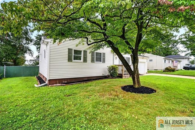 30 Half Acre Road, Jamesburg, NJ 08831