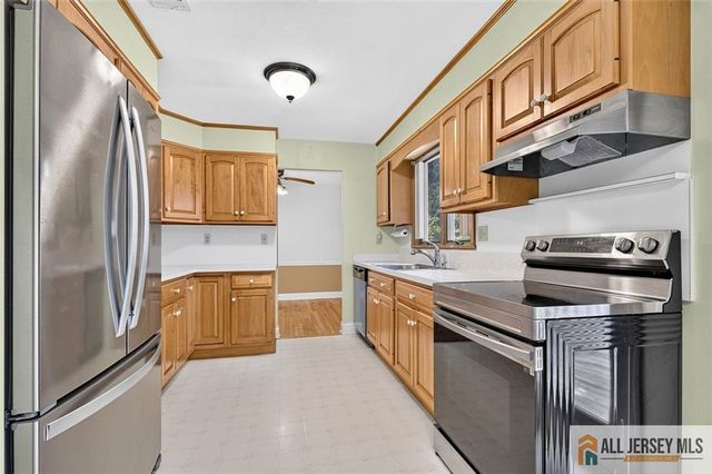 30 Half Acre Road, Jamesburg, NJ 08831