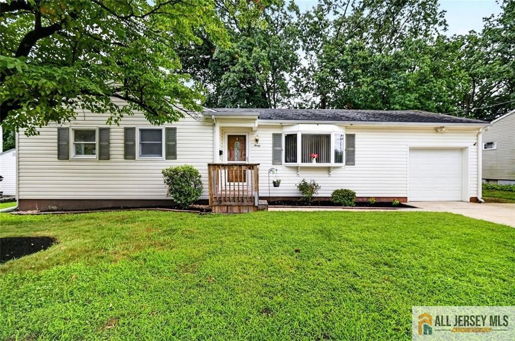 30 Half Acre Road, Jamesburg, NJ 08831