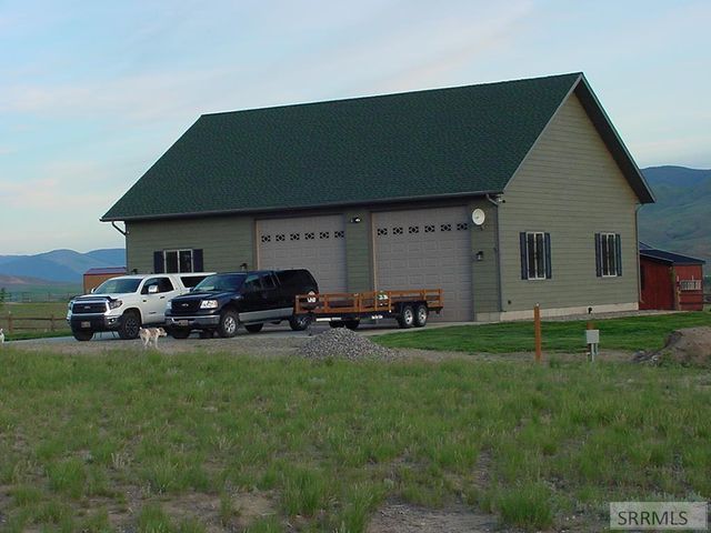 36 S Hawk Road, Salmon, ID 83467