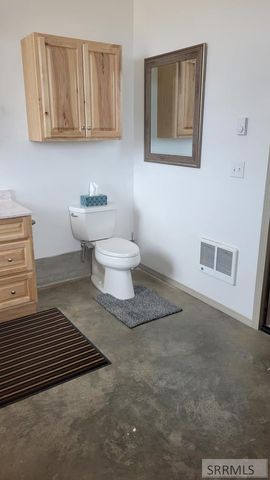 36 S Hawk Road, Salmon, ID 83467