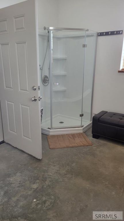 Image 7 of property listing at 36 S Hawk Road, Salmon, ID 83467