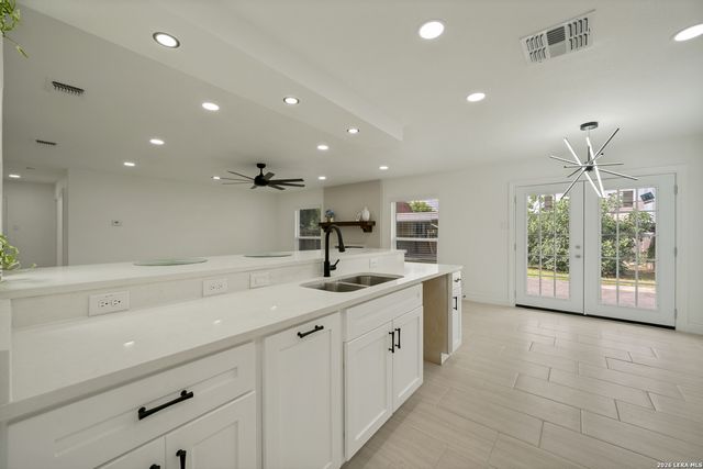 5306 Green Grove, San Antonio, TX 78223
