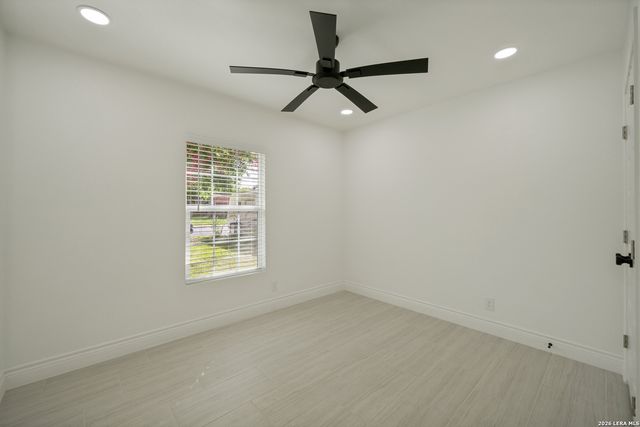 5306 Green Grove, San Antonio, TX 78223