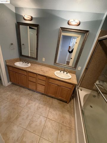 2210 Gellert Blvd 5305, South San Francisco, CA 94080