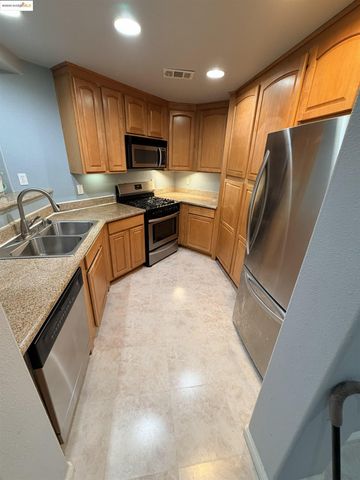 2210 Gellert Blvd 5305, South San Francisco, CA 94080