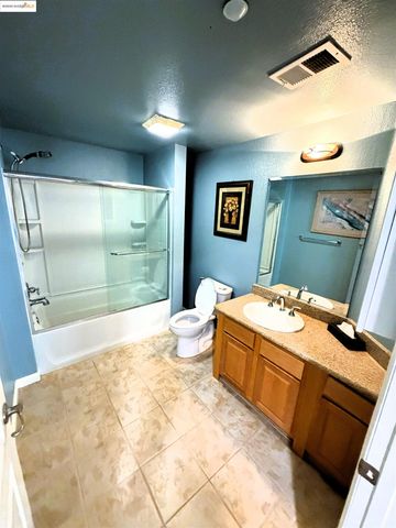 2210 Gellert Blvd 5305, South San Francisco, CA 94080