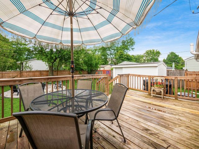1410 Chelmsford Square S, Columbus, OH 43229
