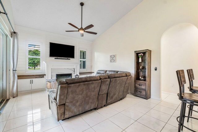 13514 NORTHUMBERLAND Circle, Wellington, FL 33414