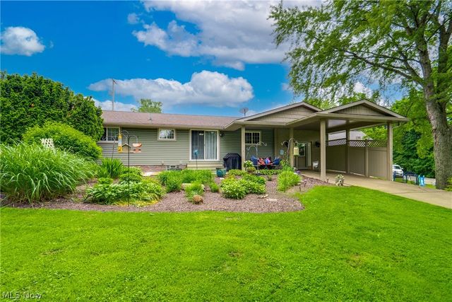 12722 Lisbon Street SE, Paris, OH 44669