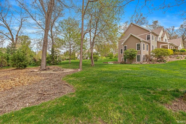 53347 Summer Breeze Drive, South Bend, IN 46637