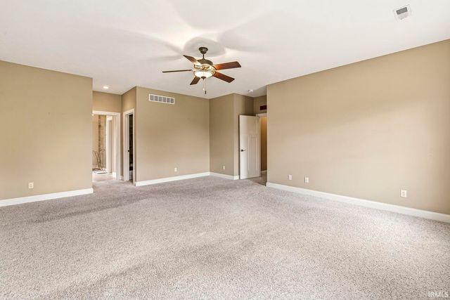 53347 Summer Breeze Drive, South Bend, IN 46637