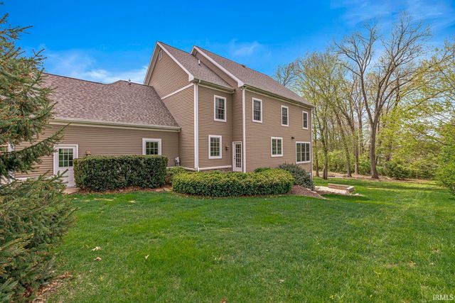 53347 Summer Breeze Drive, South Bend, IN 46637