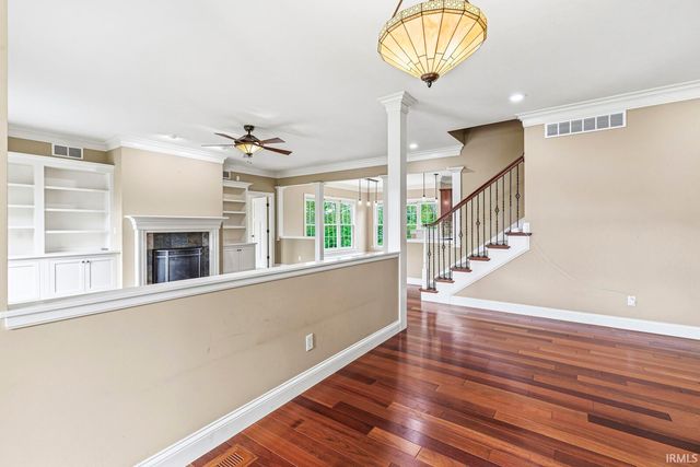 53347 Summer Breeze Drive, South Bend, IN 46637