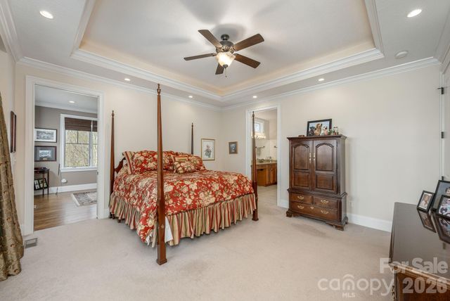 315 Crossvine Trail, Hendersonville, NC 28739