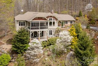 315 Crossvine Trail, Hendersonville, NC 28739