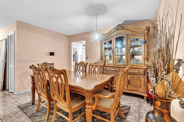 2001 SW 84th Ter, North Lauderdale, FL 33068