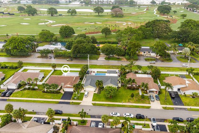 433 SW 27th Avenue, Delray Beach, FL 33445
