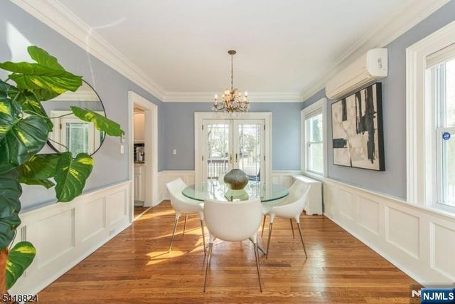 20 Columbus Avenue, Montclair, NJ 07042