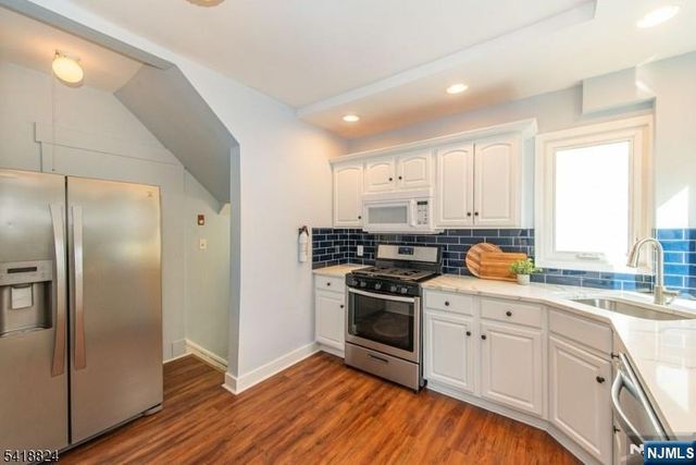 20 Columbus Avenue, Montclair, NJ 07042