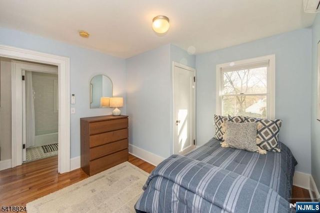 20 Columbus Avenue, Montclair, NJ 07042