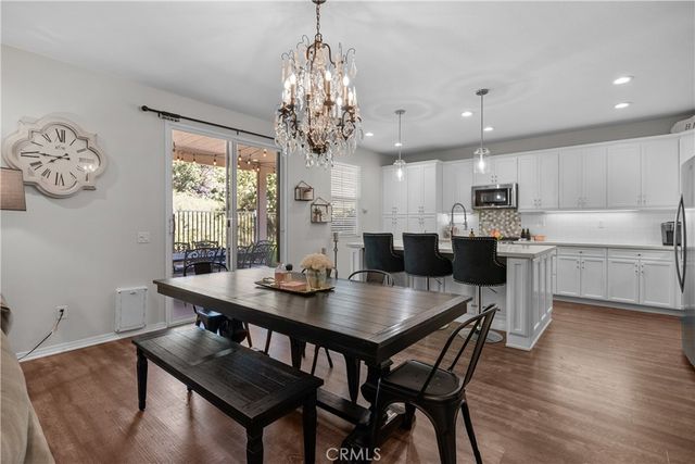 28821 Panorama Court, Valencia, CA 91354