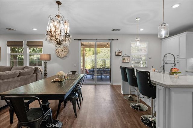 28821 Panorama Court, Valencia, CA 91354