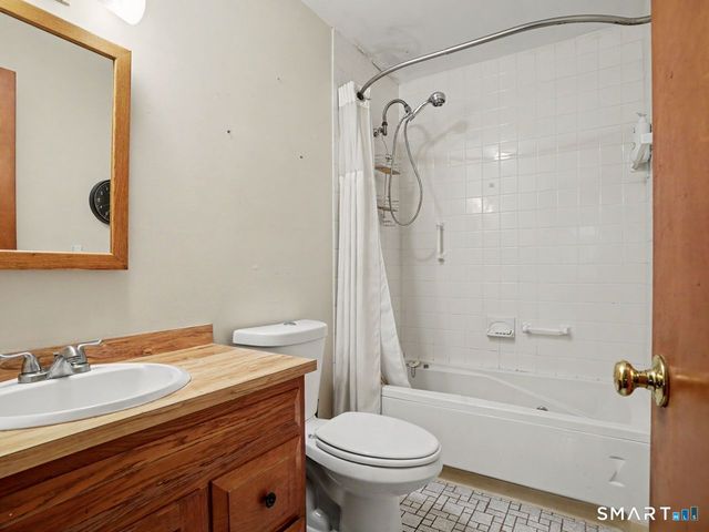 115 Short Beach Road 201, Stratford, CT 06615