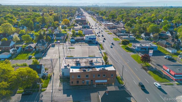 18648 W Warren Avenue, Detroit, MI 48228