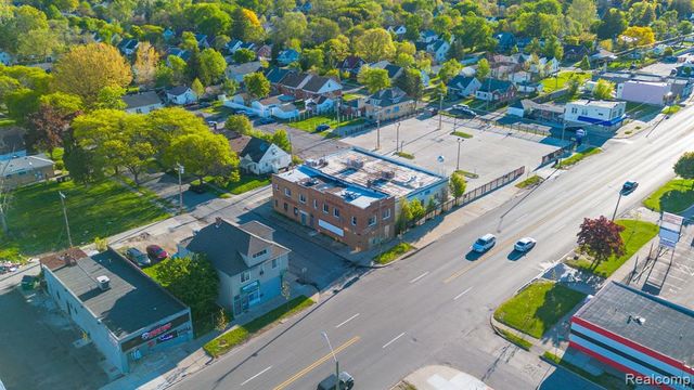 18648 W Warren Avenue, Detroit, MI 48228