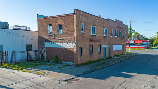 18648 W Warren Avenue, Detroit, MI 48228